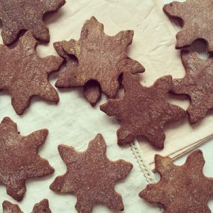 biscuits-fins-a-la-noix-de-coco-et-au-chocolat-sans-gluten