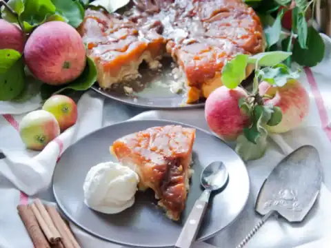 gâteau de semoule aux pommes et au caramel avec Thermomix