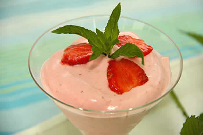 mousse de fraises et menthe avec thermomix