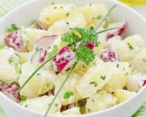 pomme de terre oignon oeuf salade