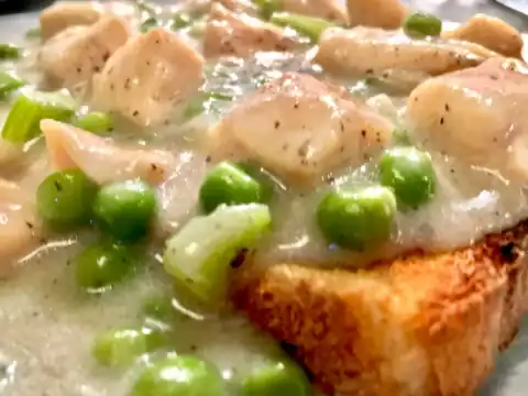 Émincés de Poulet aux Petits Pois et Crème au Cookeo