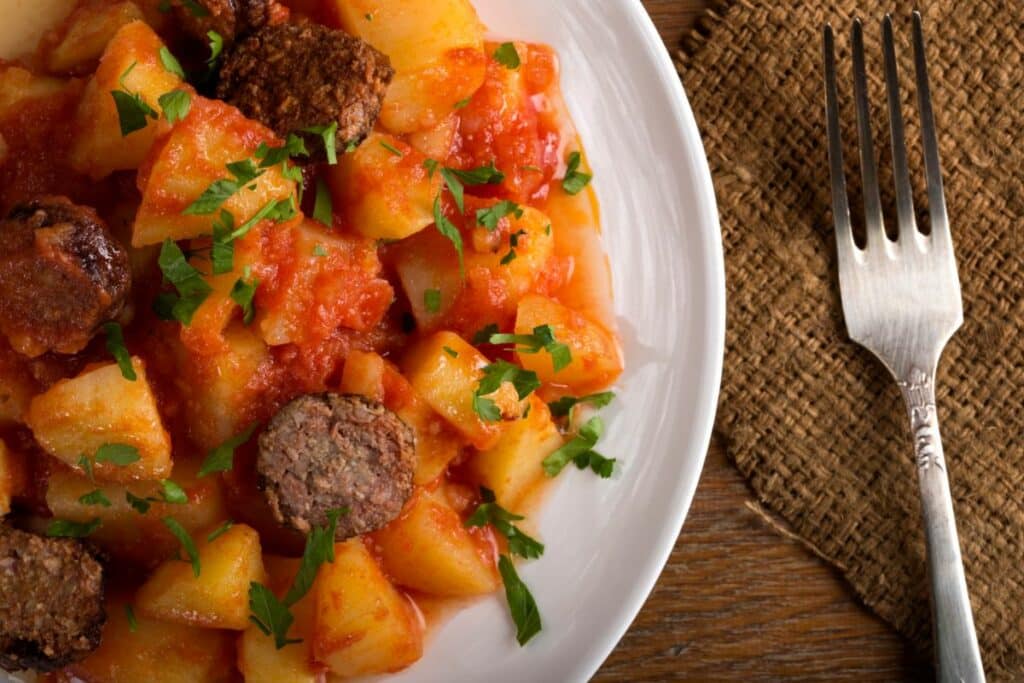 Poulet aux pommes de terre et chorizo avec cookeo