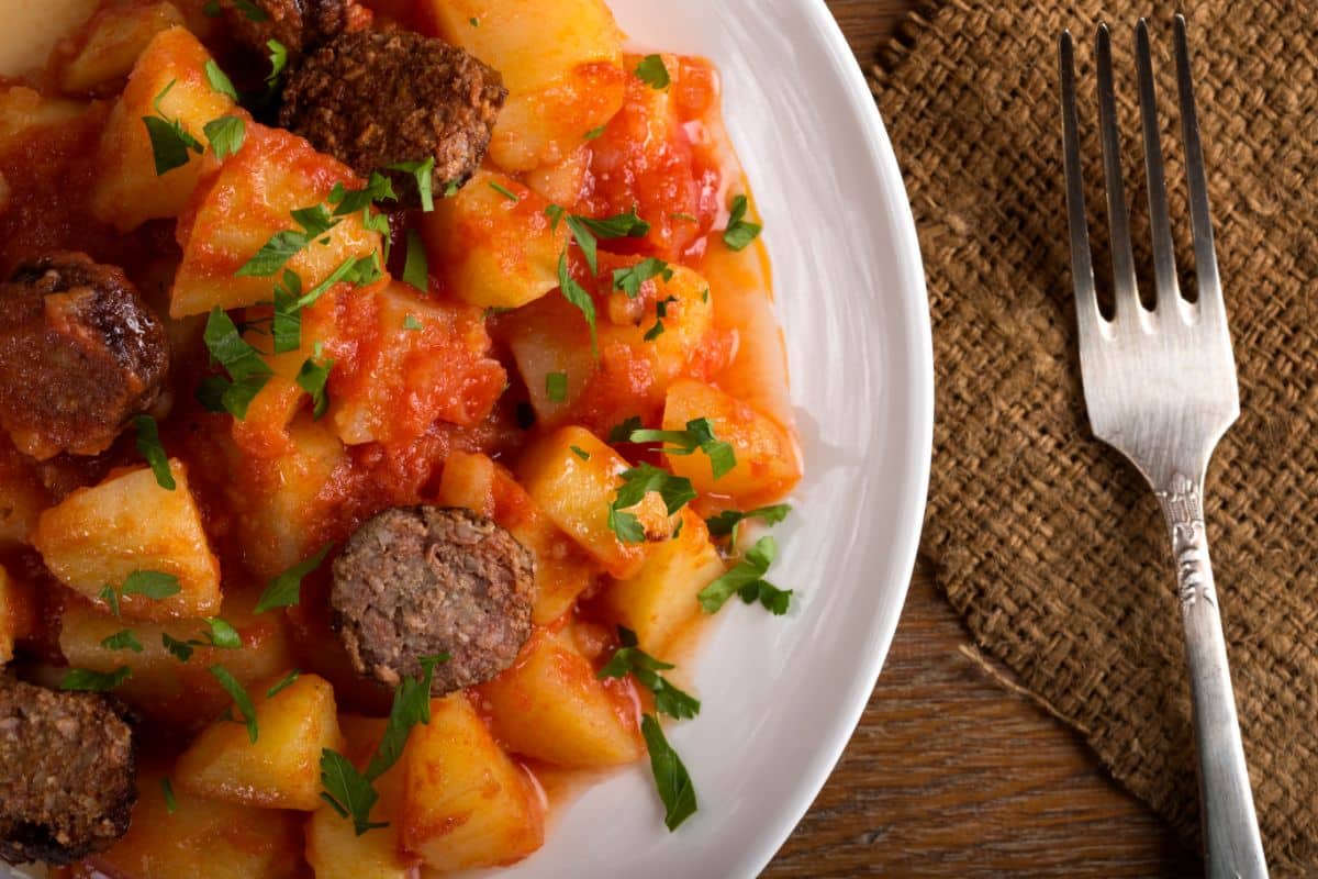 Poulet aux pommes de terre et chorizo avec cookeo