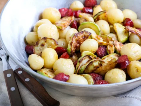 Saucisses aux Pommes de Terre Courgettes Cookeo