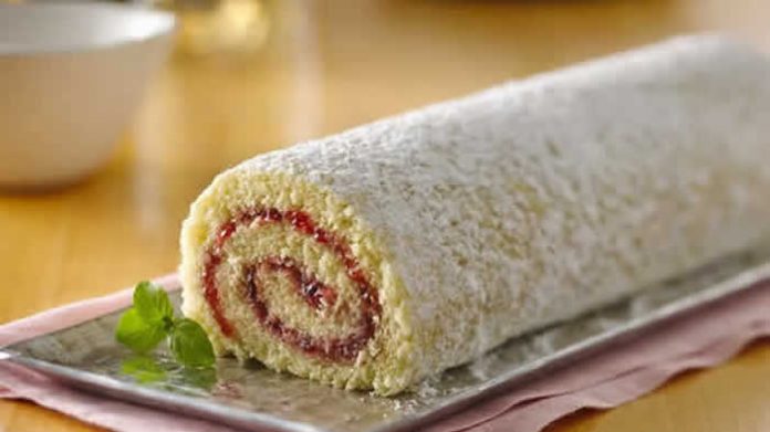 gateau roule confiture de fraise