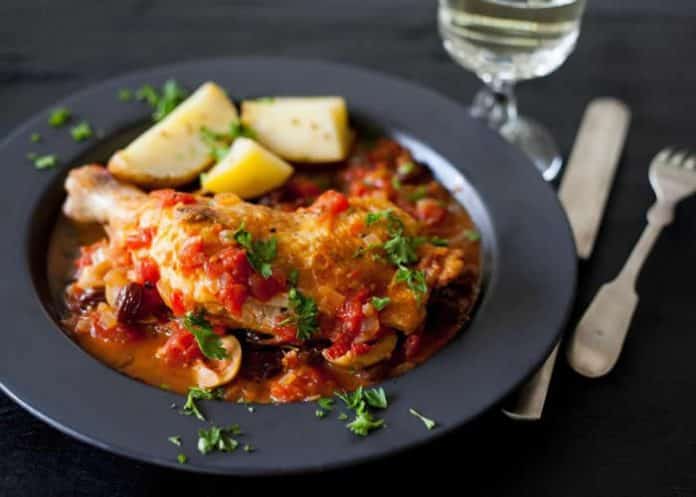 poulet saute aux olives cookeo - un délictueux plat pour toute la famille.