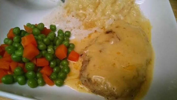 Côtelettes de porc au roquefort cookeo