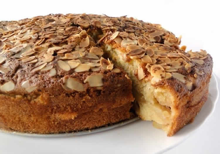 Gâteau aux pommes et la cannelle