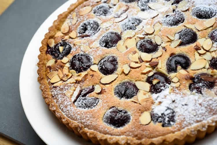 Tarte aux pruneaux et amandes au thermomix
