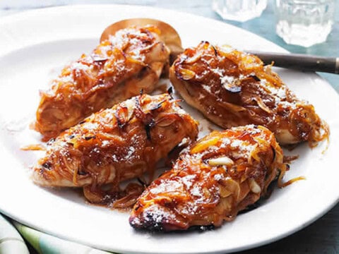 poulet caramélisé aux oignons