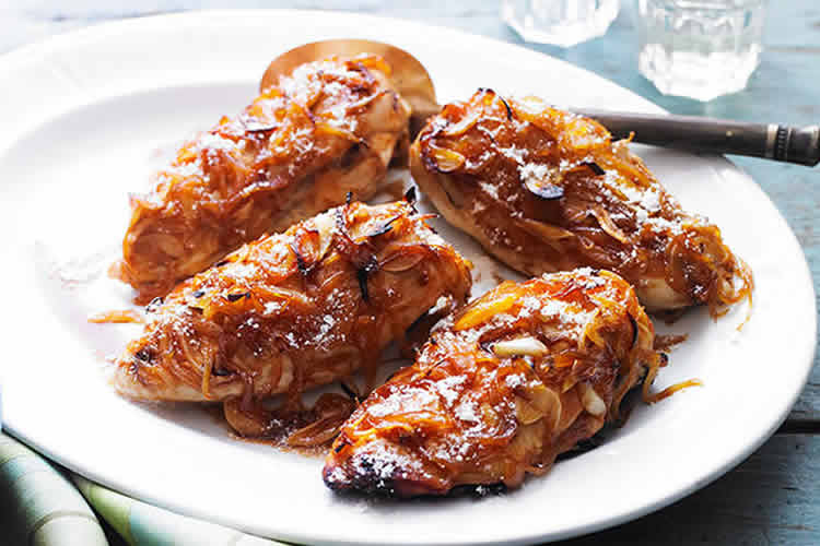 poulet caramélisé aux oignons