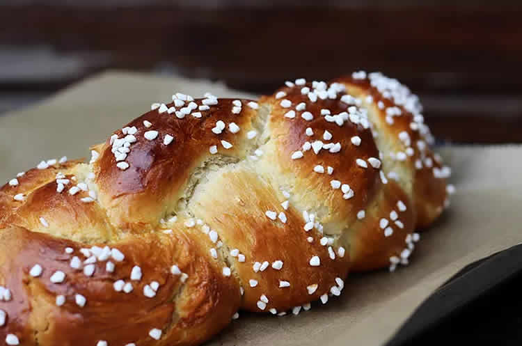 Brioche tressée moelleuse