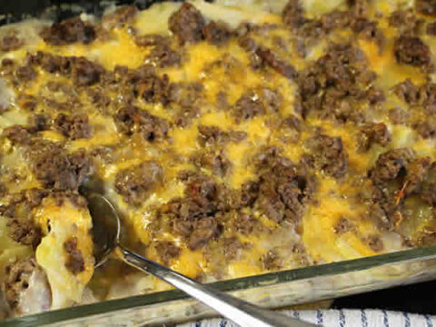Pommes de terre cheddar et steak haché cookeo