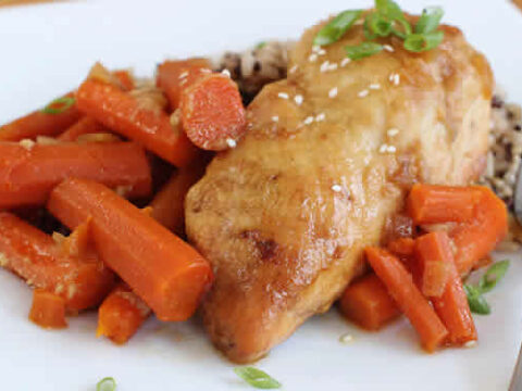 Poulet entier aux carottes cookeo