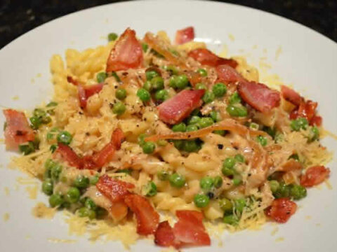 Pâtes au bacon petits pois et parmesan cookeo
