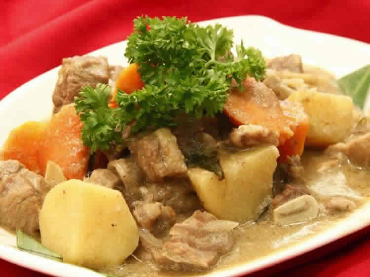 Blancs de poulet et pommes de terre au cookeo