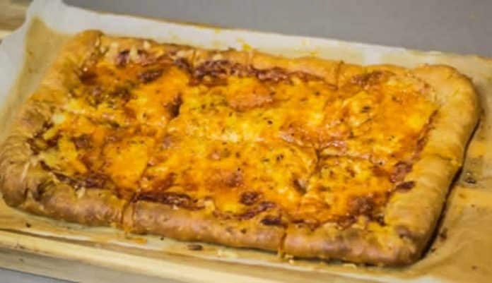 Pizza margherita au fromage