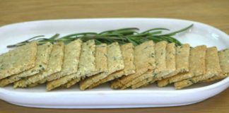 Crackers apéritifs aux graines avec thermomix