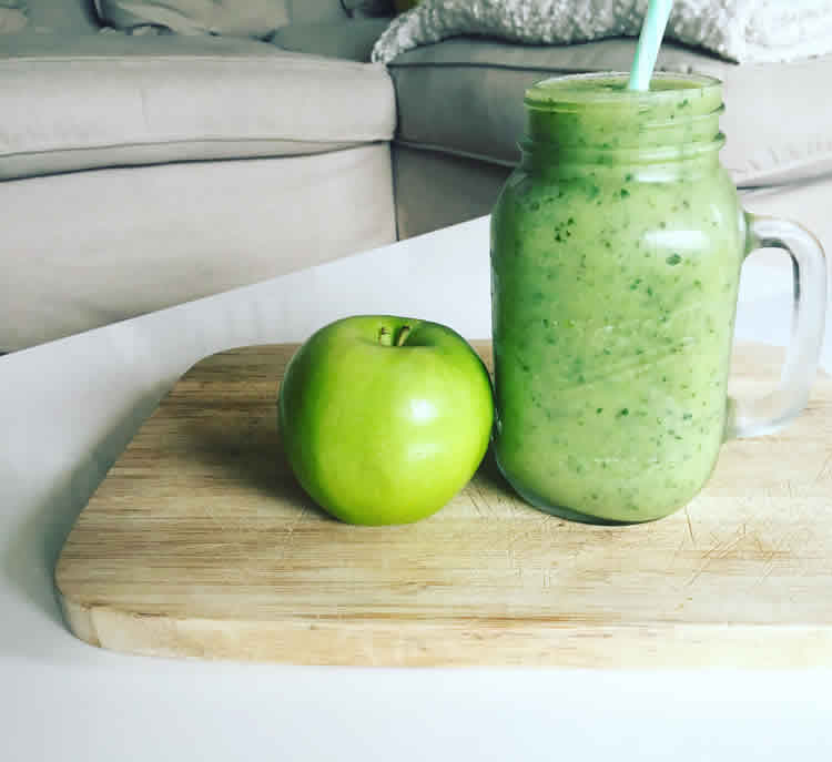 Green smoothie detox pomme banane avec thermomix