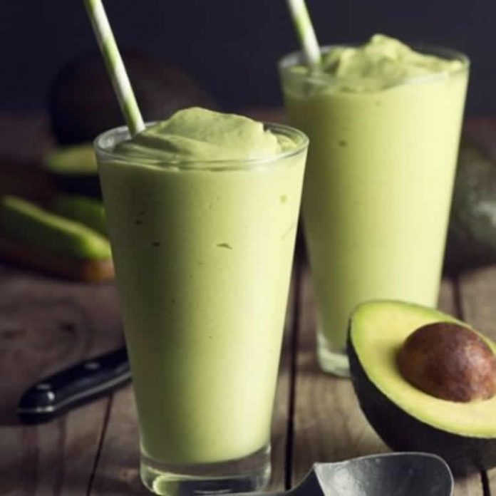 Milk-shake avocat avec thermomix
