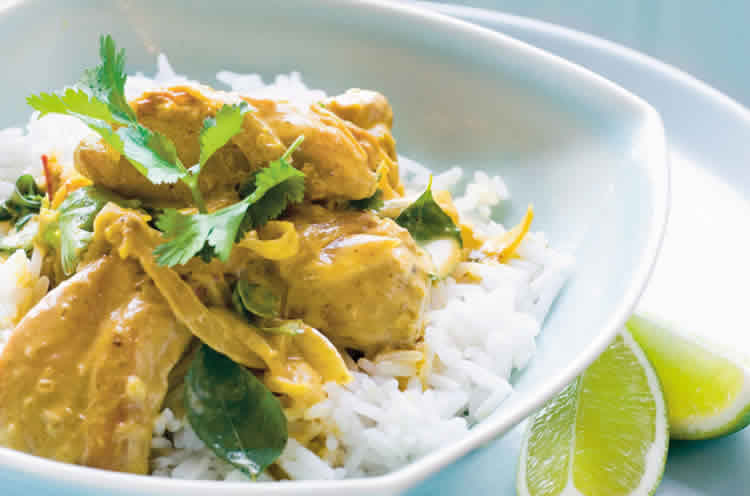 Poulet au lait de coco et curry