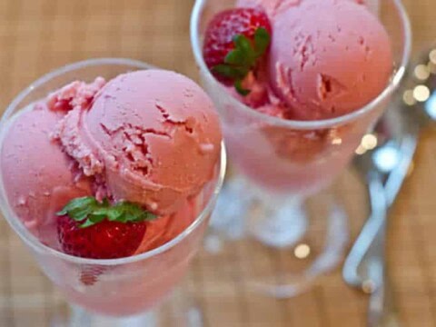 glace fraise au yaourt avec thermomix