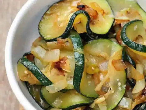 Courgettes à l'oignon au thermomix