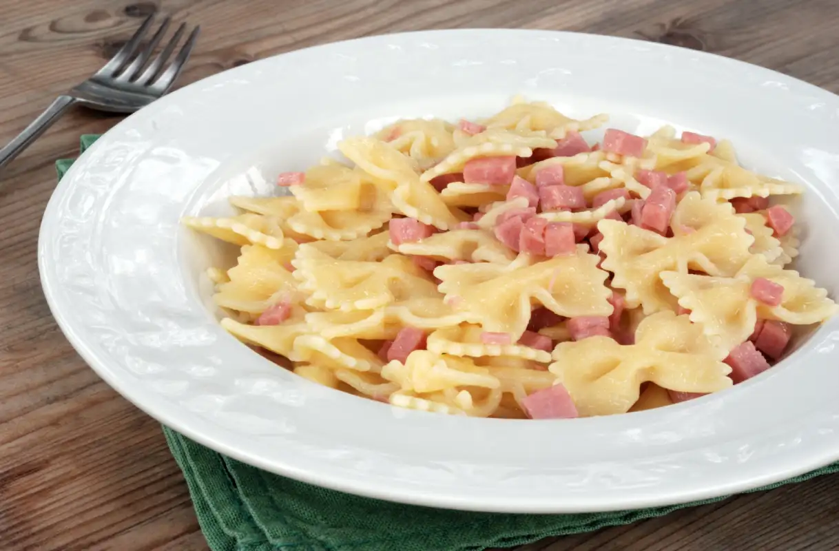 pâte farfalle et jambon au Cookeo
