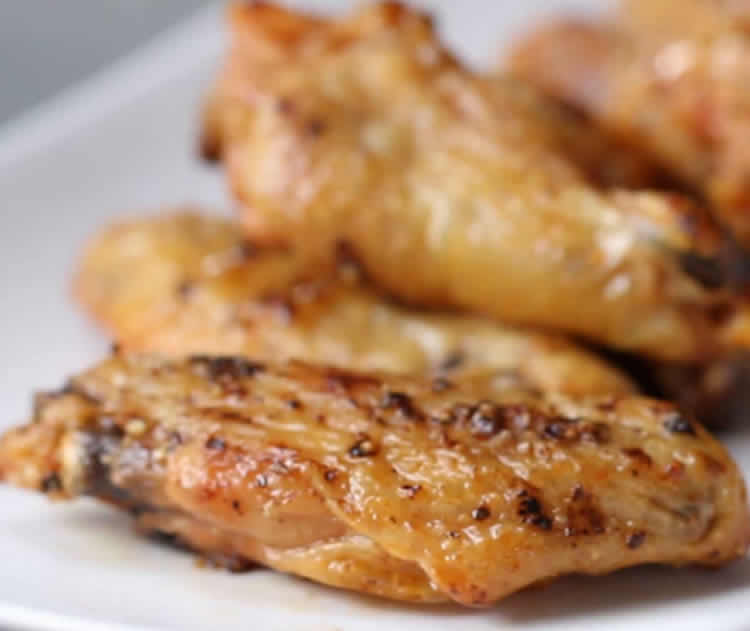 Ailes de poulet et citron au four