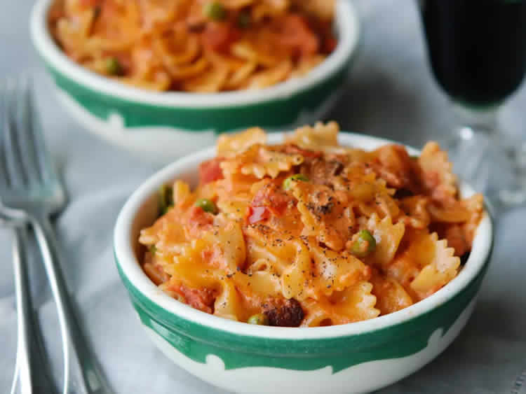 Farfalle et viande hachée au cookeo