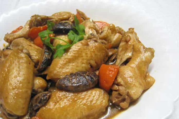 Ailes de poulet et champignons chinois au Cookeo