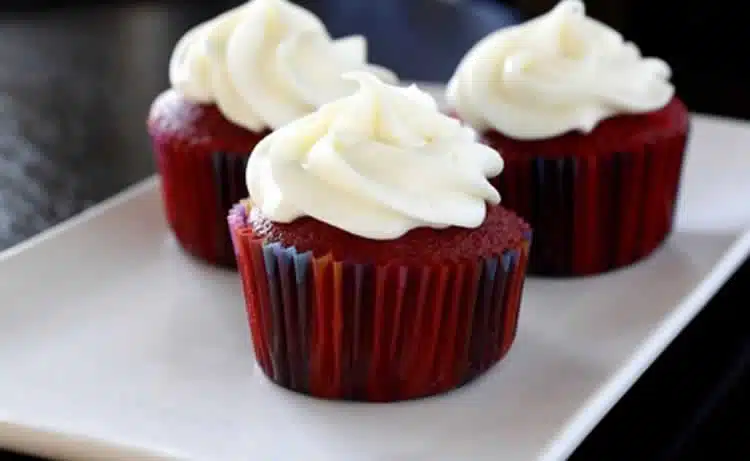 Muffins rouges avec glaçage au thermomix