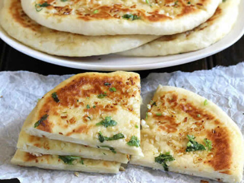 Naan au fromage et ail au thermomix