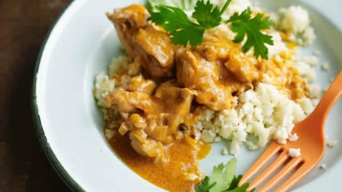 Poulet au beurre avec riz de chou-fleur au thermomix