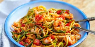 Recette pâtes aux crevettes tomates et courgettes ww