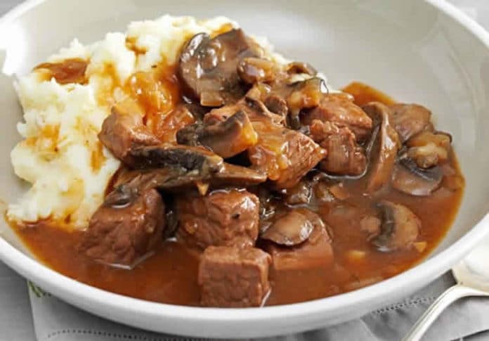 Sauté de bœuf aux champignons au cookeo