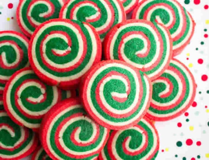 Biscuits spirales tricolores de Noël