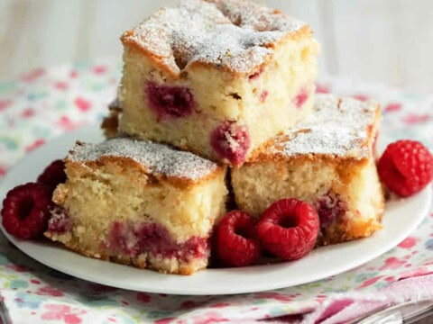 Gâteau chocolat blanc et framboises au thermomix