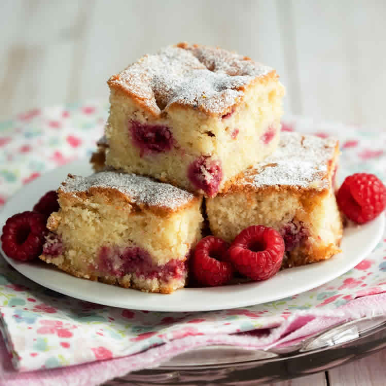 Gâteau chocolat blanc et framboises au thermomix