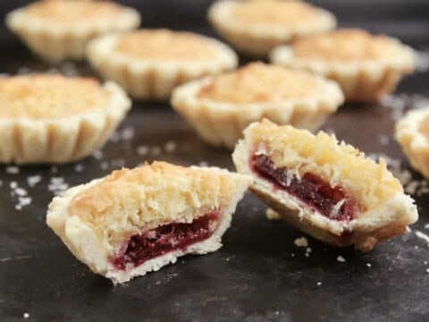 Mini tarte au noix de coco et confiture au thermomix
