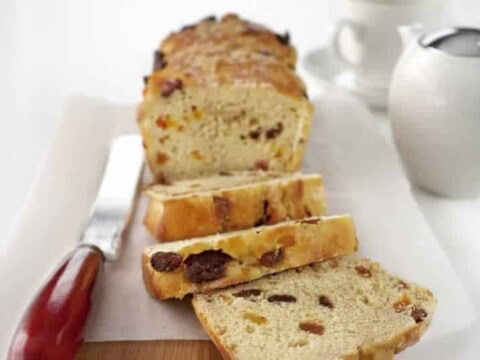 Pain brioche aux fruits secs