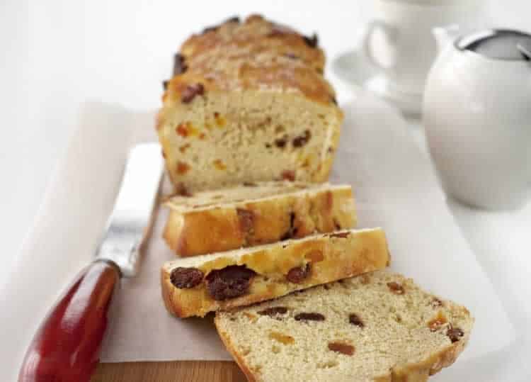 Pain brioche aux fruits secs
