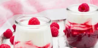 Panna cotta yaourt et framboise au thermomix