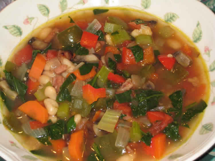 Soupe d'haricots blancs et légumes au cookeo