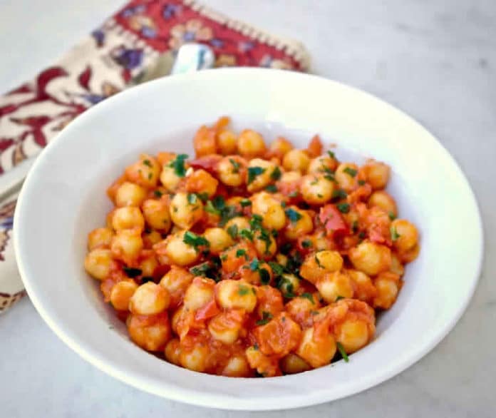 Pois chiches en sauce tomate au cookeo