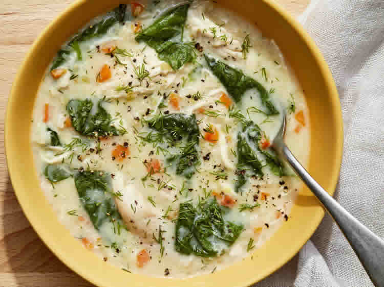 Soupe au poulet et épinards