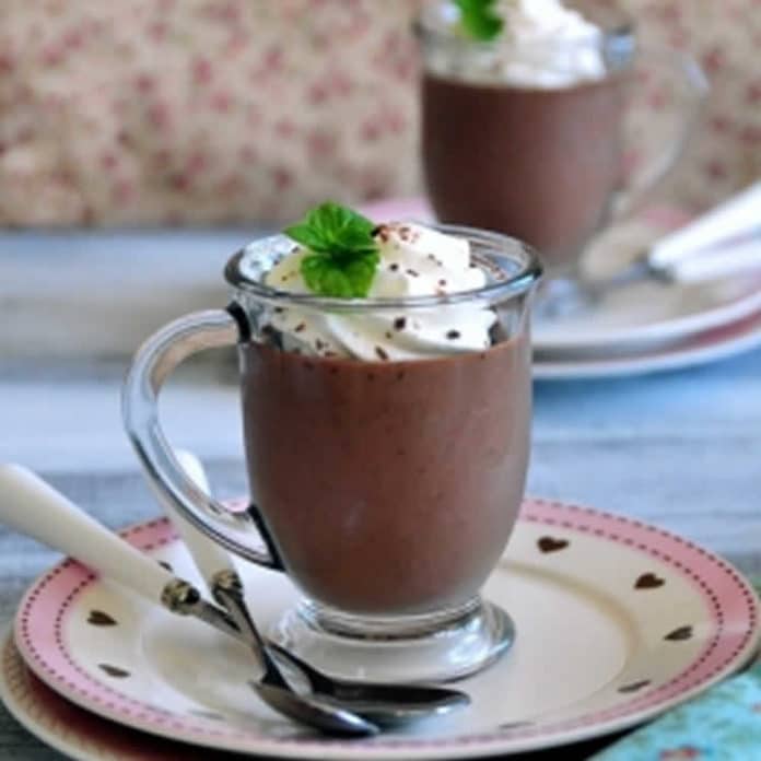 Crème panacotta chocolat au thermomix , un vrai délice pour votre dessert. Si simple à préparer, voila la recette thermomix pour réaliser la crème panacotta chocolat.