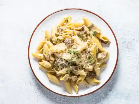 Pâtes aux champignons et crème balsamique