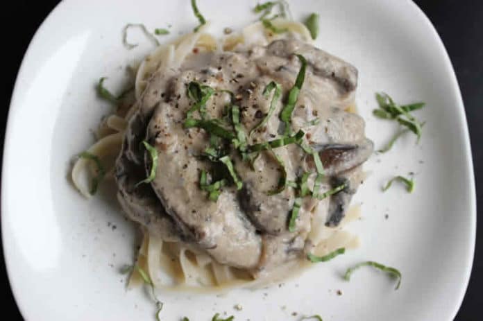 Pâtes aux champignons et crème balsamique