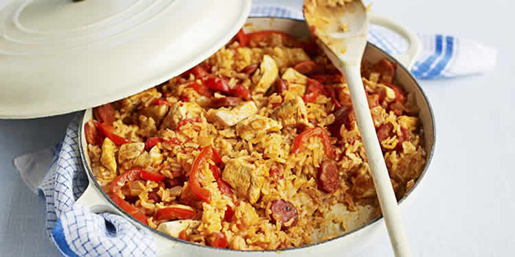 Riz au poulet et légumes